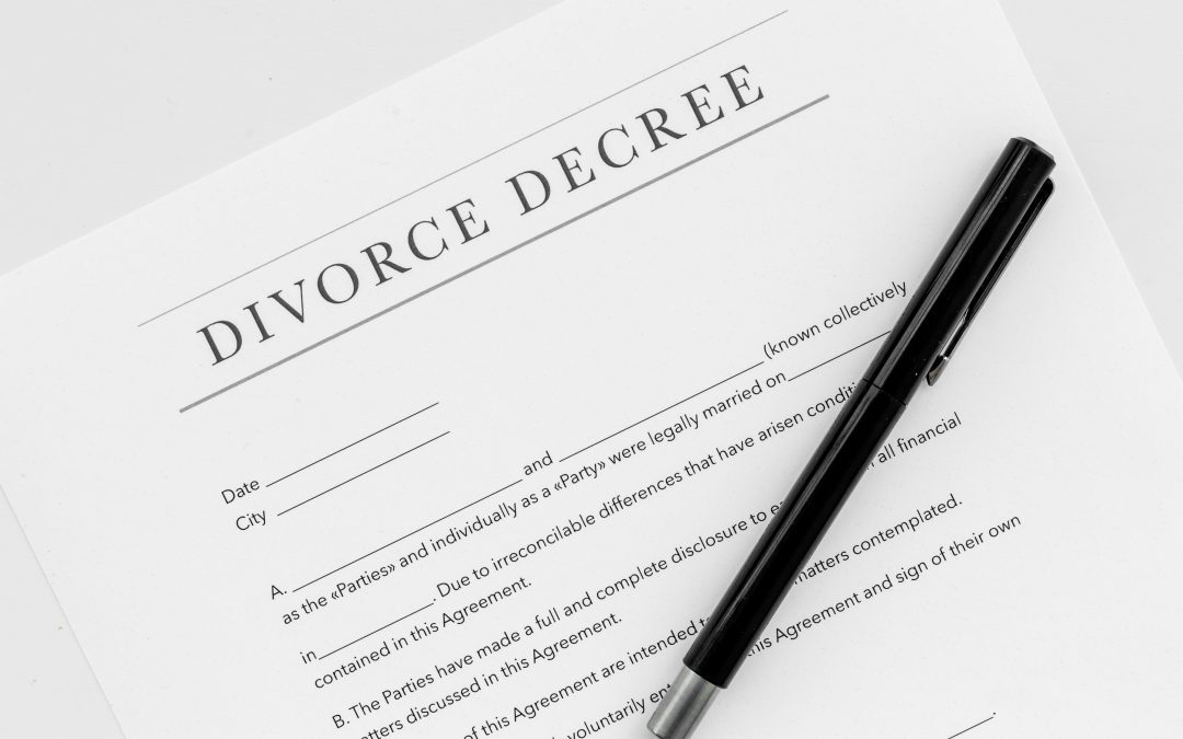 Can a Non-Lawyer Help With Divorce Paperwork in Florida?